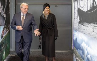 Queen Máxima and Han Dolman, photographed on the day of the christening of the research vessel Anna Weber-van Bosse